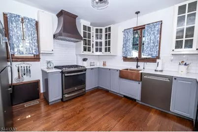 19 Overlook Ter, Maplewood, NJ 07040 - Photo 15