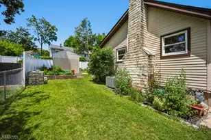 43 Calumet Ave, Parsippany, NJ 07034 - Photo 35