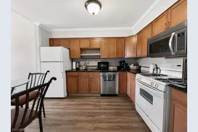 466 Pompton Ave #F, Cedar Grove Twp., NJ 07009 - Photo 5