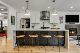 27 Montclair Ave, Montclair, NJ 07042 - Photo 9