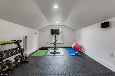 27 Montclair Ave, Montclair, NJ 07042 - Photo 39