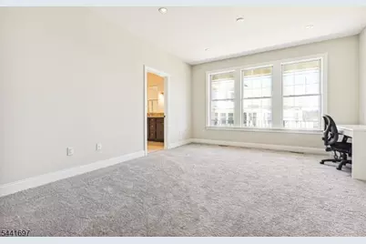 15 Juniper Ct, Cedar Grove, NJ 07009 - Photo 25