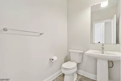 15 Juniper Ct, Cedar Grove, NJ 07009 - Photo 15