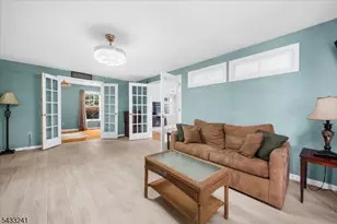 9 Mills Ct, Raritan Township, NJ 08822 - Photo 17