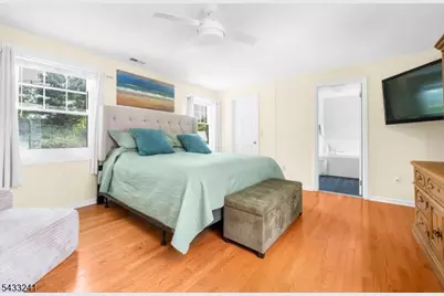 9 Mills Ct, Raritan Township, NJ 08822 - Photo 25