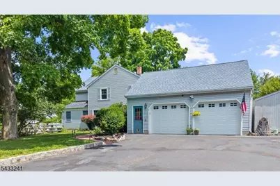 9 Mills Ct, Raritan Township, NJ 08822 - Photo 1