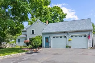 9 Mills Ct, Raritan Township, NJ 08822 - Photo 1