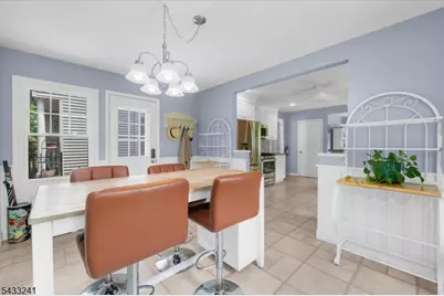9 Mills Ct, Raritan Township, NJ 08822 - Photo 11