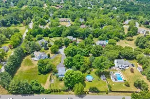9 Mills Ct, Raritan Township, NJ 08822 - Photo 1