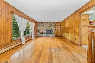 213 Maple Ln, Lebanon Township, NJ 07830 - Photo 5