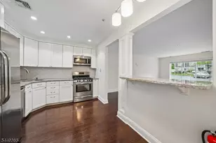 52 Village Dr, Morris Township, NJ 07960 - Photo 11