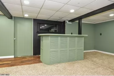 11 Mountain Ridge Dr, Wayne, NJ 07470 - Photo 21