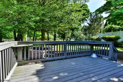11 Mountain Ridge Dr, Wayne, NJ 07470 - Photo 23