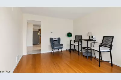 825 McCandless Pl, Linden, NJ 07036 - Photo 5