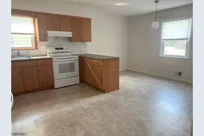 546 Carleton Rd, Westfield Town, NJ 07090 - Photo 7