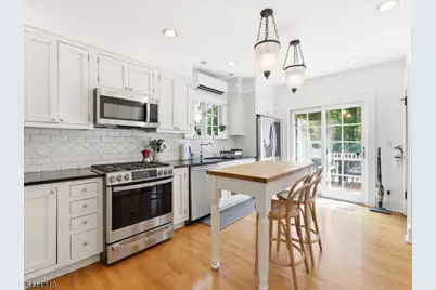 42 Courter Ave, Maplewood, NJ 07040 - Photo 23