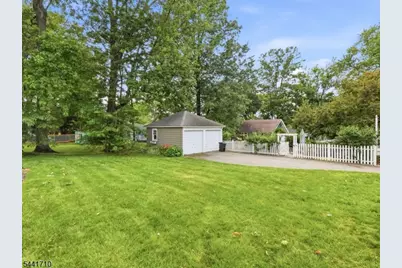 42 Courter Ave, Maplewood, NJ 07040 - Photo 33