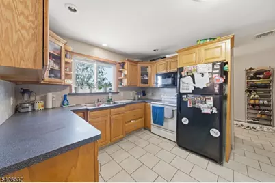 131 Califon Rd, Washington Township, NJ 07853 - Photo 7