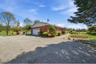 131 Califon Rd, Washington Township, NJ 07853 - Photo 21