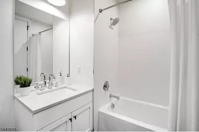 256 Park St #201, Montclair, NJ 07043 - Photo 9
