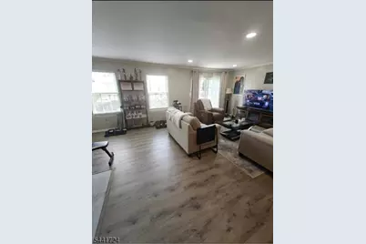9 Seton Hall Dr, Newark, NJ 07103 - Photo 7