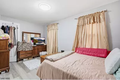 375 Miller St, Union Township, NJ 07088 - Photo 15