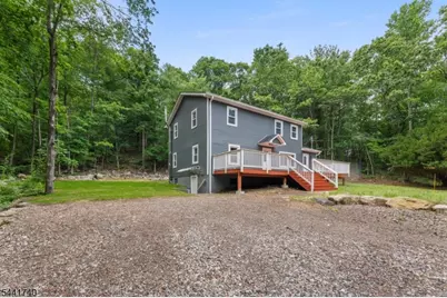 557 Burnt Meadow Rd, West Milford Twp., NJ 07421 - Photo 5