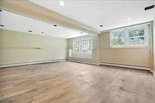 63 Edgewood Dr, Florham Park, NJ 07932 - Photo 9