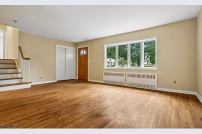 63 Edgewood Dr, Florham Park, NJ 07932 - Photo 3