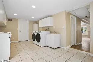 63 Edgewood Dr, Florham Park, NJ 07932 - Photo 23