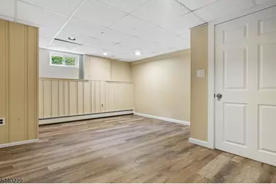 63 Edgewood Dr, Florham Park, NJ 07932 - Photo 21