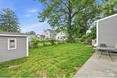 7 Main Ter, Bloomfield, NJ 07003 - Photo 31