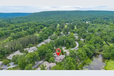 31 Stone Row Ln, Jefferson Township, NJ 07438 - Photo 25