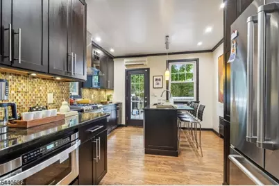 2 Kendall Ave, South Orange, NJ 07079 - Photo 17