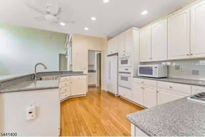 3 Stark Ct, Raritan Township, NJ 08551 - Photo 15