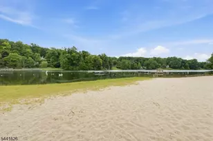 51 W Shore Dr, Vernon, NJ 07462 - Photo 29