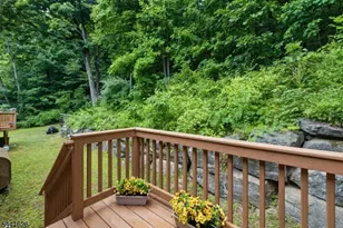 51 W Shore Dr, Vernon, NJ 07462 - Photo 19