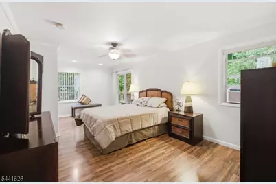51 W Shore Dr, Vernon, NJ 07462 - Photo 15