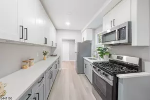 810 Spruce St, Roselle, NJ 07203 - Photo 7