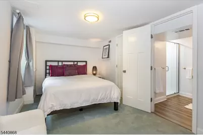 20 College Ave, Montclair, NJ 07043 - Photo 37