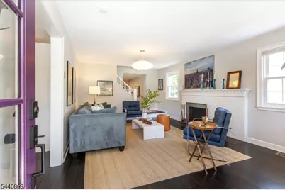 20 College Ave, Montclair, NJ 07043 - Photo 5