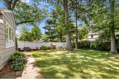 20 College Ave, Montclair, NJ 07043 - Photo 45