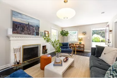 20 College Ave, Montclair, NJ 07043 - Photo 9