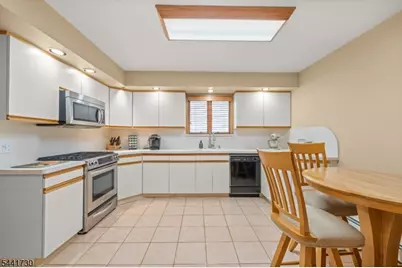 174 Milton Ave, Nutley, NJ 07110 - Photo 27