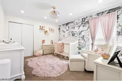 261 Kingsberry Dr, Franklin Township, NJ 08873 - Photo 23