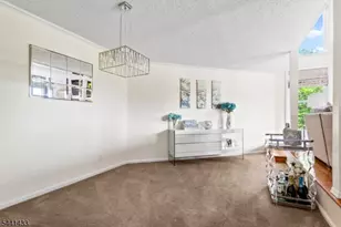 261 Kingsberry Dr, Franklin Township, NJ 08873 - Photo 19