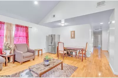 24 12th Ave, Paterson, NJ 07501 - Photo 17