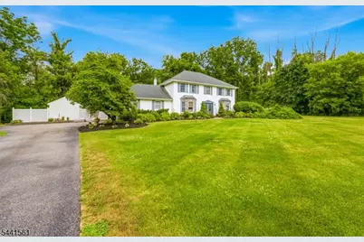 3 Butternut Dr, Vernon, NJ 07462 - Photo 3