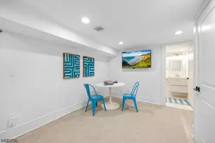 651 Grove St, Montclair, NJ 07043 - Photo 39