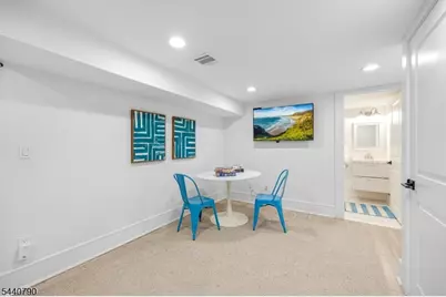 651 Grove St, Montclair, NJ 07043 - Photo 35